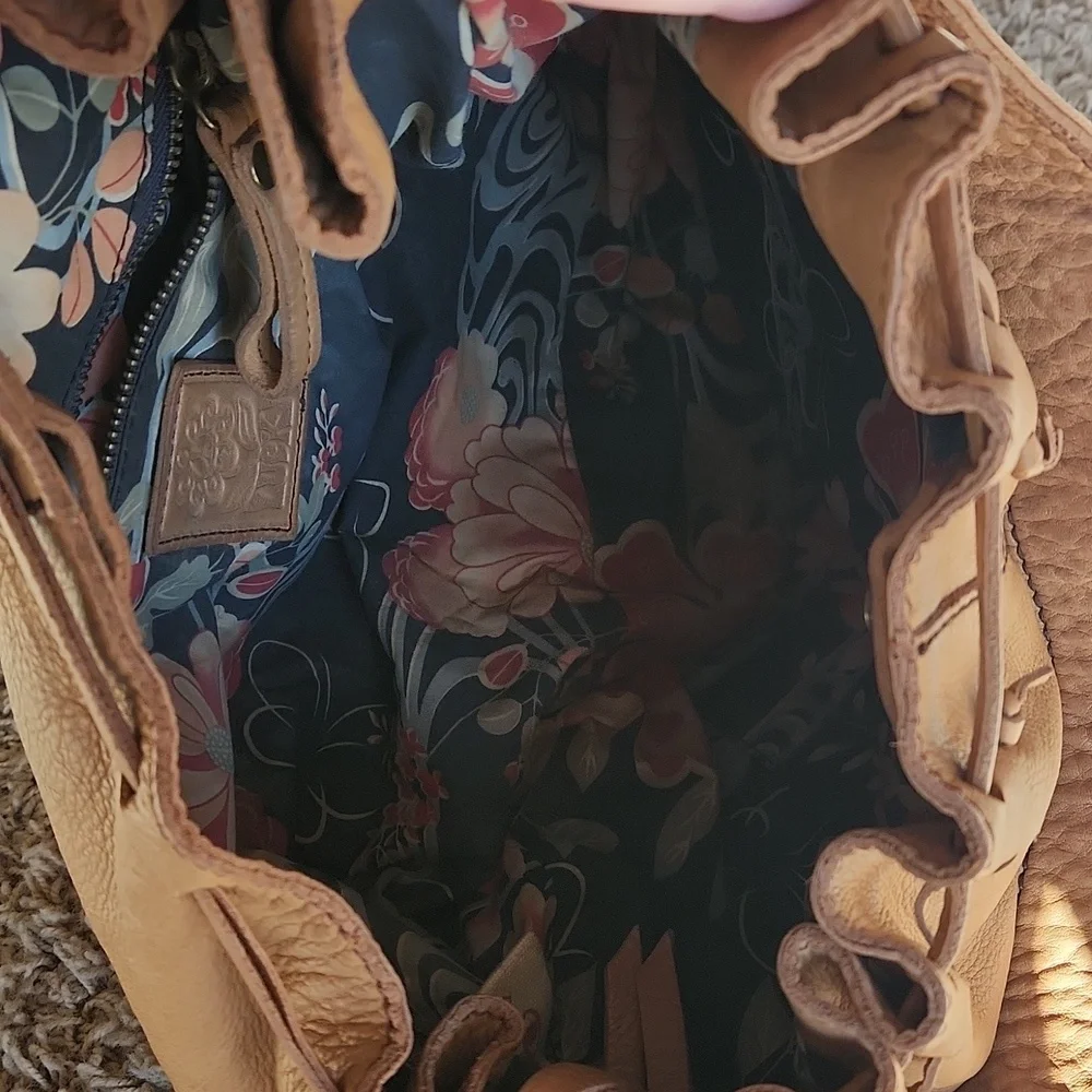 Lucky Brand Tan Leather Shoulder Bag - Picture 4 of 16